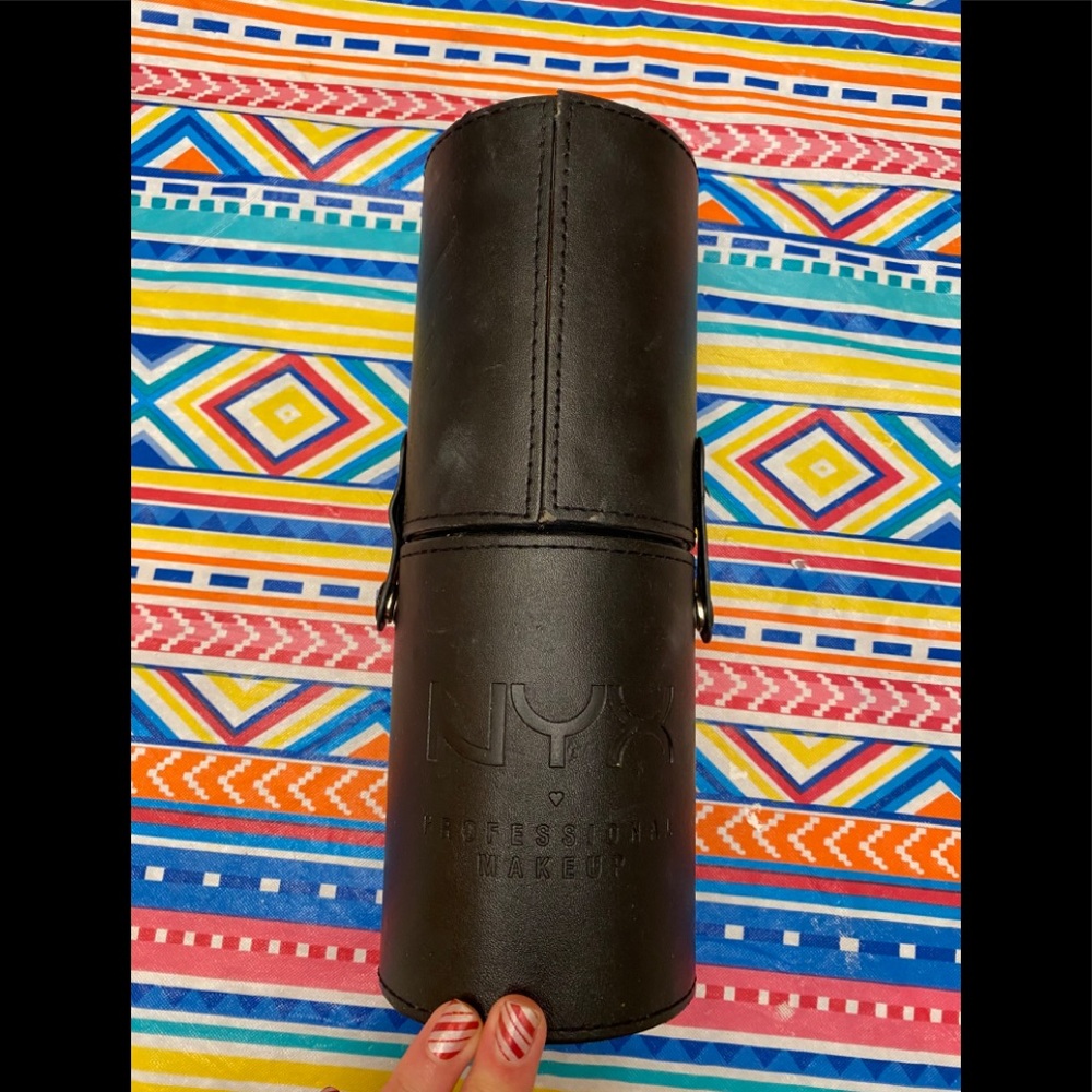 Makeup brush travel case large